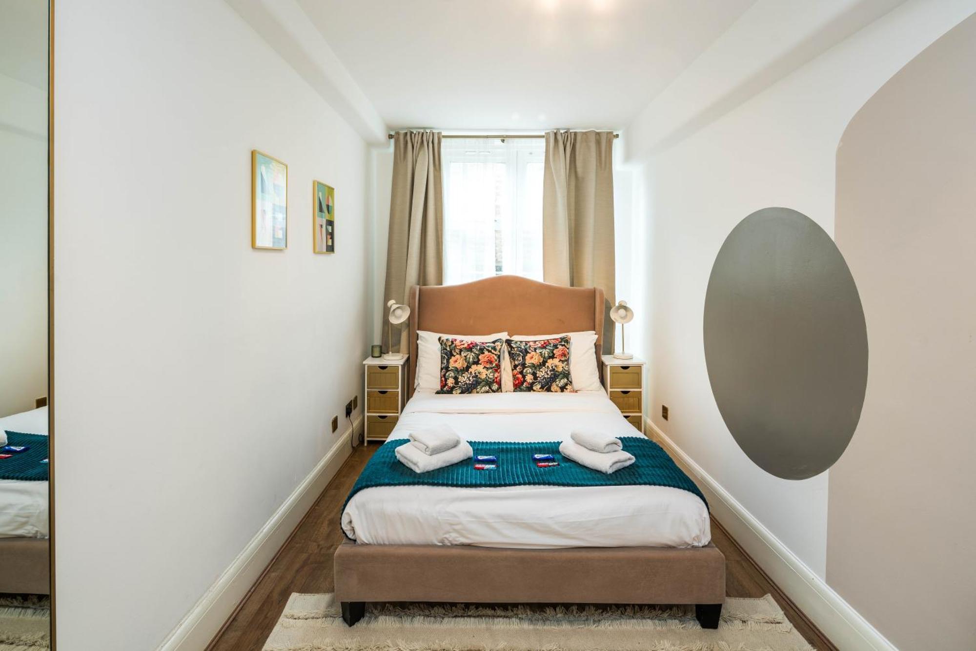 Charming Spacious 2Br Flat Near Station Plus Parking London Exteriör bild